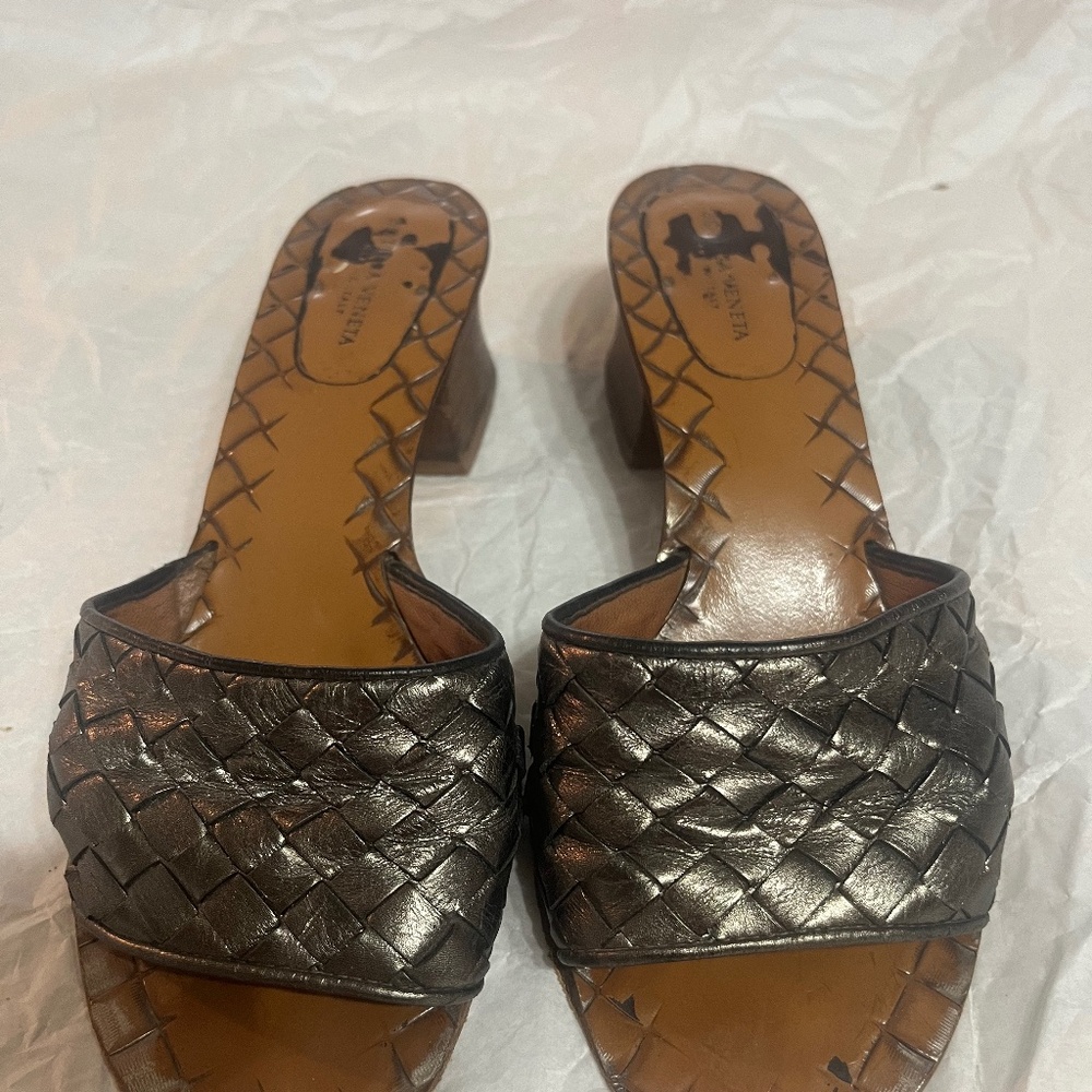 Bottega Veneta Metallic Intrecciato Leather Slides